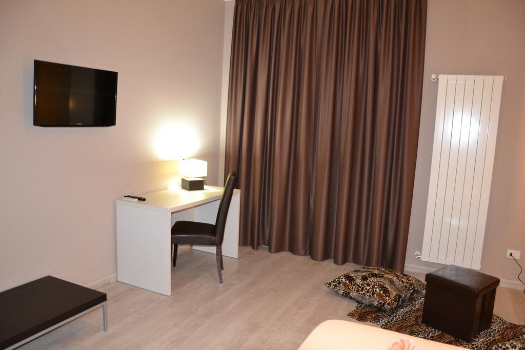 Fly In The World B&B Fiumicino Habitación foto