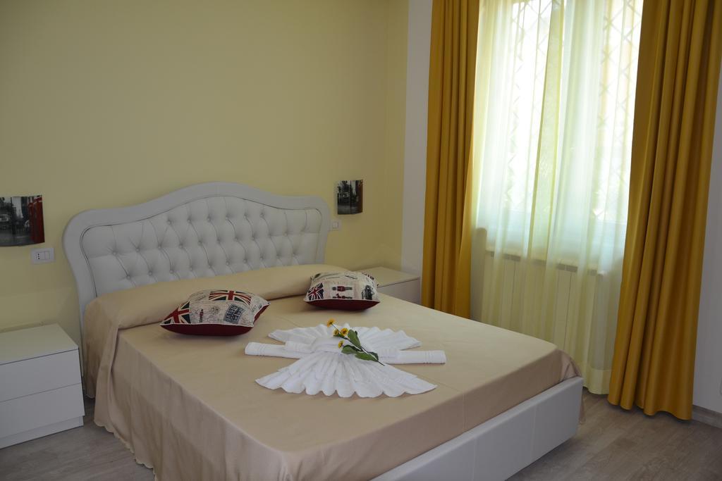 Fly In The World B&B Fiumicino Habitación foto